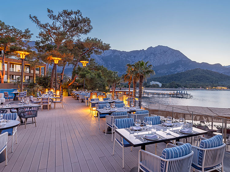 NG Phaselis Bay Restaurant BB Burger 02