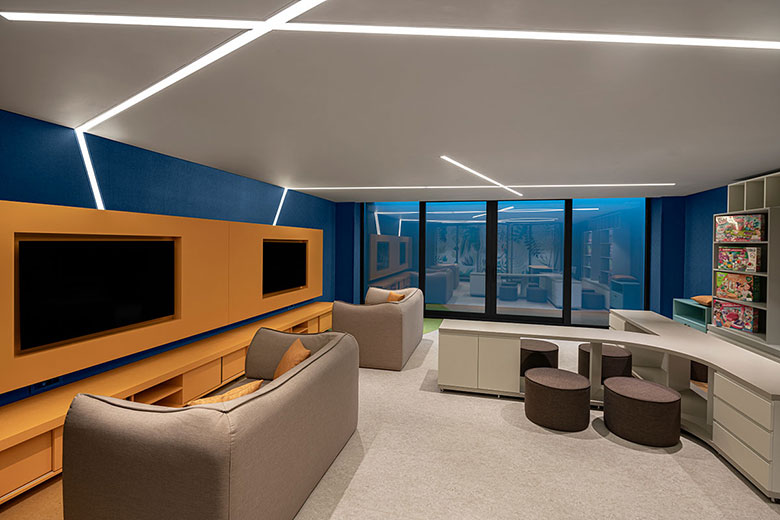 NGP Beluga Kids Club 06