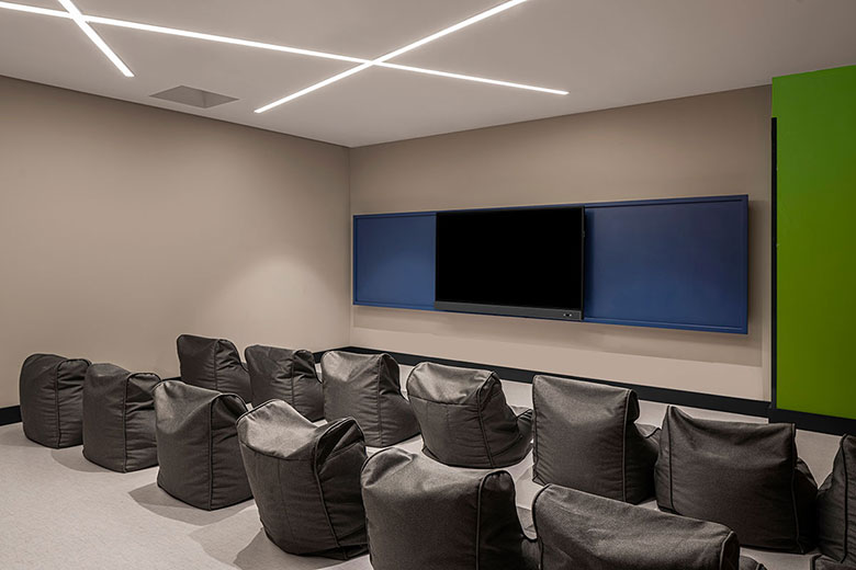 NGP Beluga Kids Club 04